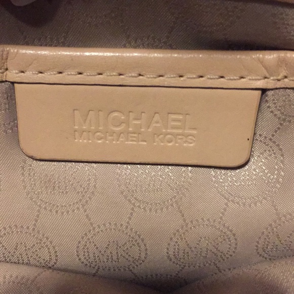 Michael Kors - Picture 3 of 3